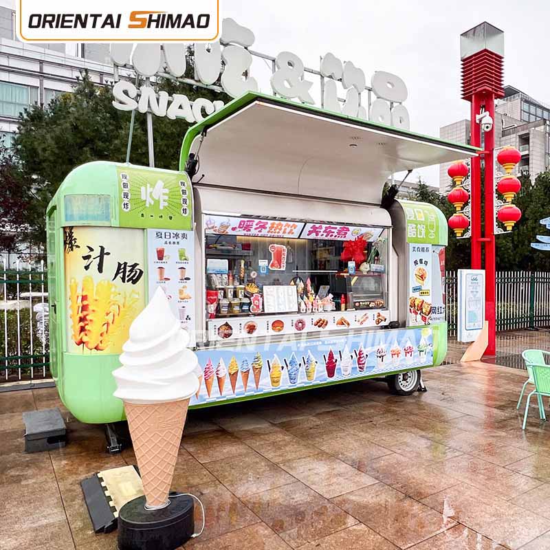 フルキッチン付きフードトレーラー