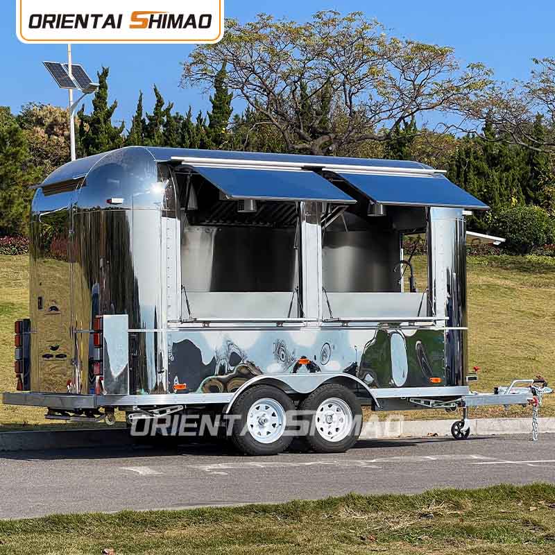 トレーラーフードトラック